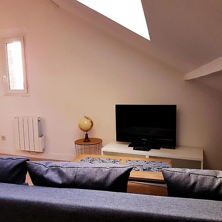Sw Cosy Apart - Chambly Persan Roissy エクステリア 写真